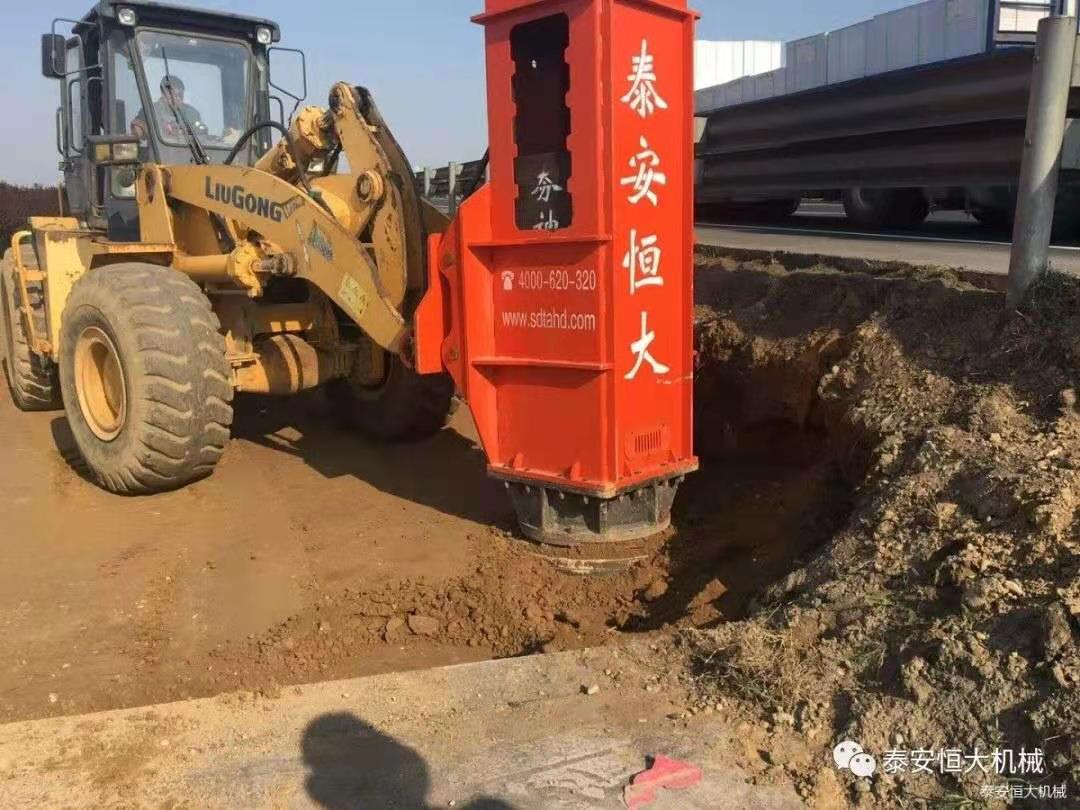 恒大機(jī)械應(yīng)邀出席新臺高速臺背、涵背設(shè)計方案研討會